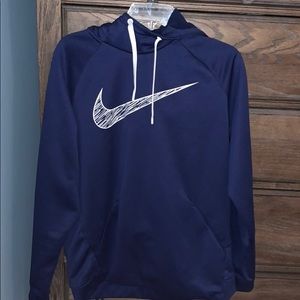 Men’s Nike sweatshirt